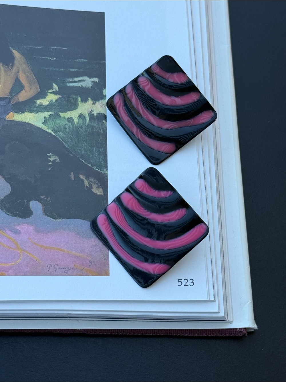 Black and Pink Wave-Pattern Square Earrings